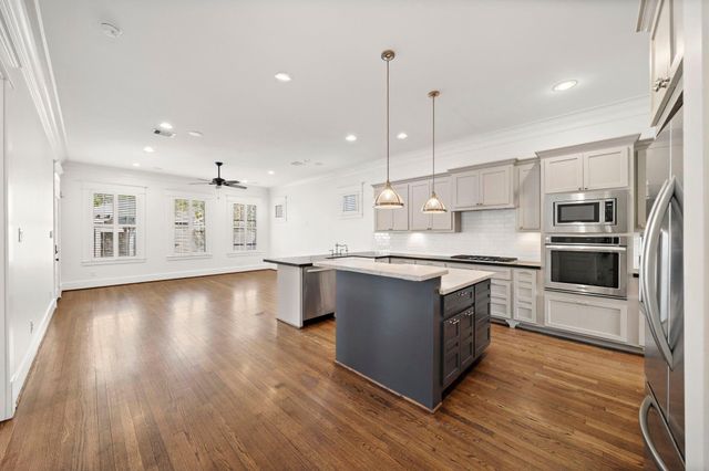 931 W Cottage Street, Houston, TX 77009