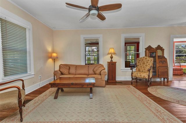 415 W MARION AVENUE, Punta Gorda, FL 33950
