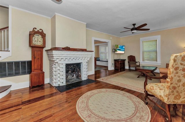 415 W MARION AVENUE, Punta Gorda, FL 33950