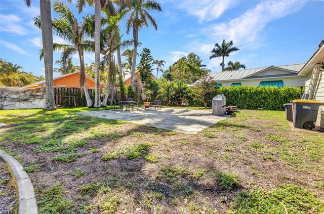 415 W MARION AVENUE, Punta Gorda, FL 33950