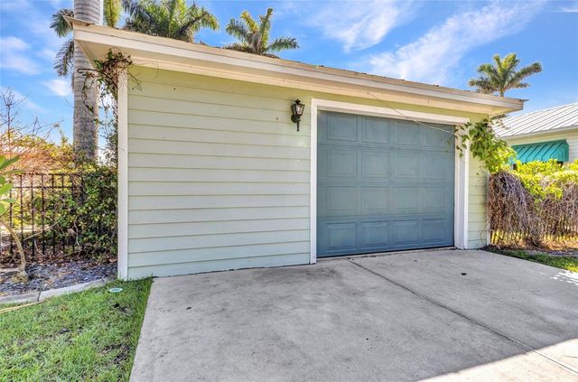 415 W MARION AVENUE, Punta Gorda, FL 33950