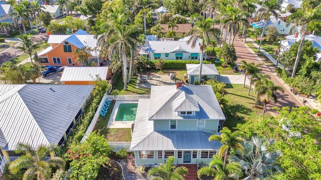 415 W MARION AVENUE, Punta Gorda, FL 33950