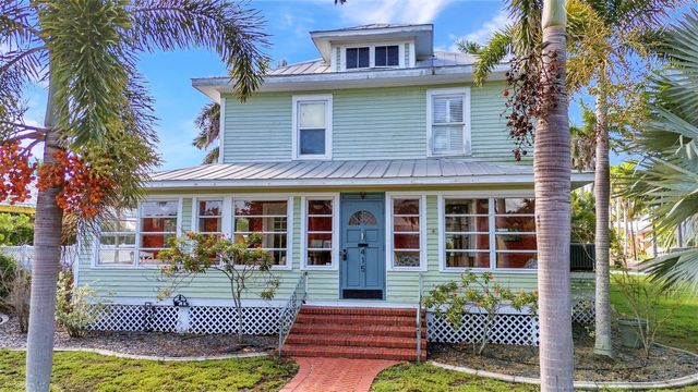 415 W MARION AVENUE, Punta Gorda, FL 33950