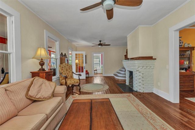 415 W MARION AVENUE, Punta Gorda, FL 33950