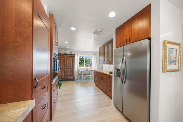 5240 MYAKKA VALLEY TRAIL, Sarasota, FL 34241