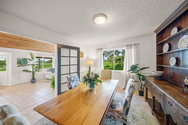 5240 MYAKKA VALLEY TRAIL, Sarasota, FL 34241