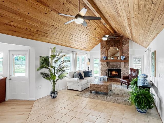 5240 MYAKKA VALLEY TRAIL, Sarasota, FL 34241
