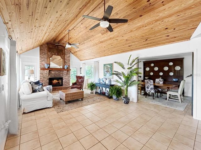 5240 MYAKKA VALLEY TRAIL, Sarasota, FL 34241