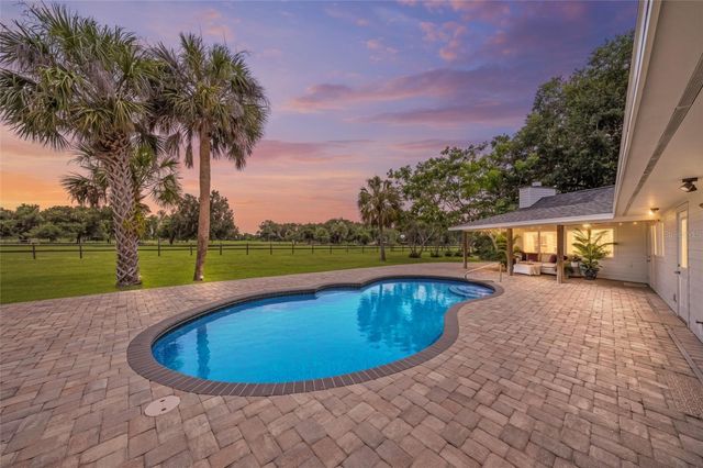 5240 MYAKKA VALLEY TRAIL, Sarasota, FL 34241