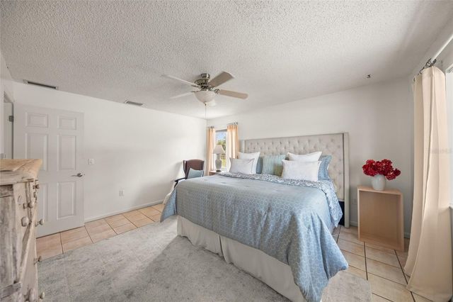 5240 MYAKKA VALLEY TRAIL, Sarasota, FL 34241