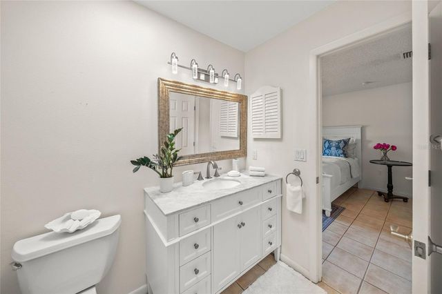 5240 MYAKKA VALLEY TRAIL, Sarasota, FL 34241