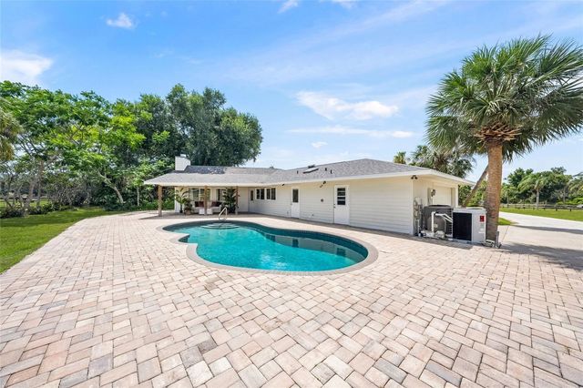 5240 MYAKKA VALLEY TRAIL, Sarasota, FL 34241