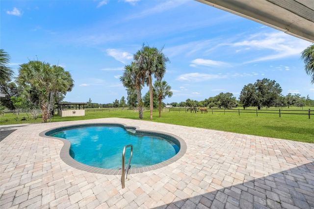 5240 MYAKKA VALLEY TRAIL, Sarasota, FL 34241