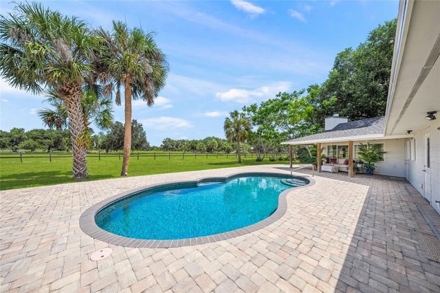 5240 MYAKKA VALLEY TRAIL, Sarasota, FL 34241