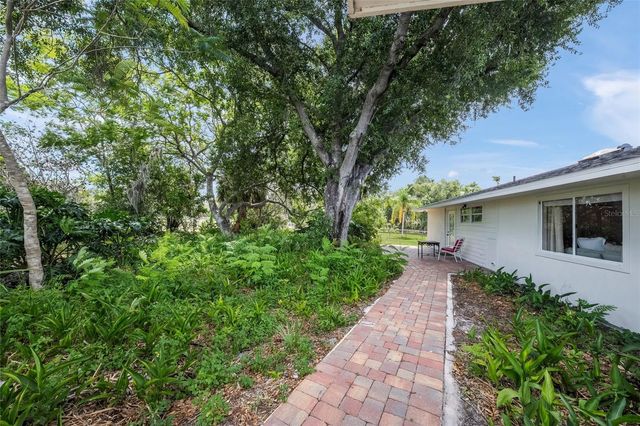 5240 MYAKKA VALLEY TRAIL, Sarasota, FL 34241