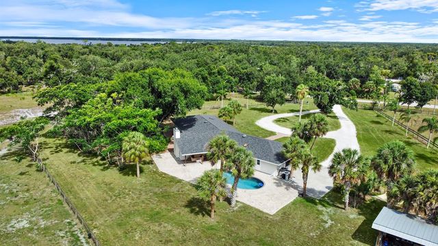 5240 MYAKKA VALLEY TRAIL, Sarasota, FL 34241