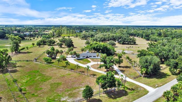 5240 MYAKKA VALLEY TRAIL, Sarasota, FL 34241