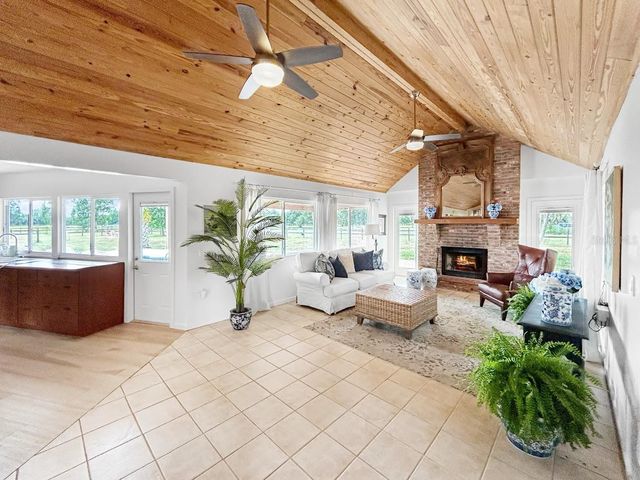 5240 MYAKKA VALLEY TRAIL, Sarasota, FL 34241
