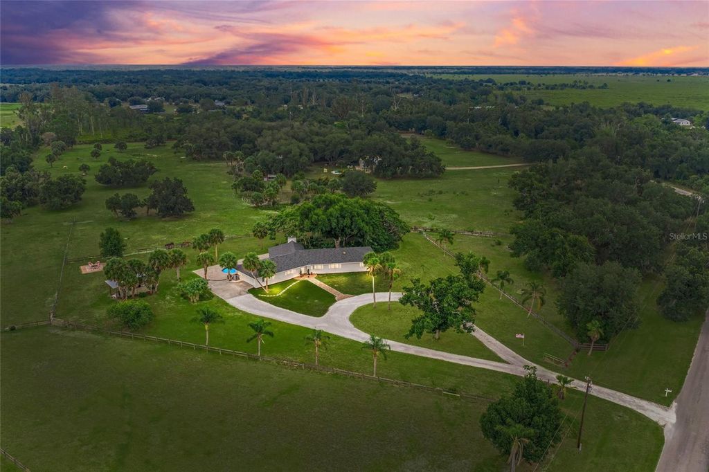 5240 MYAKKA VALLEY TRAIL, Sarasota, FL 34241