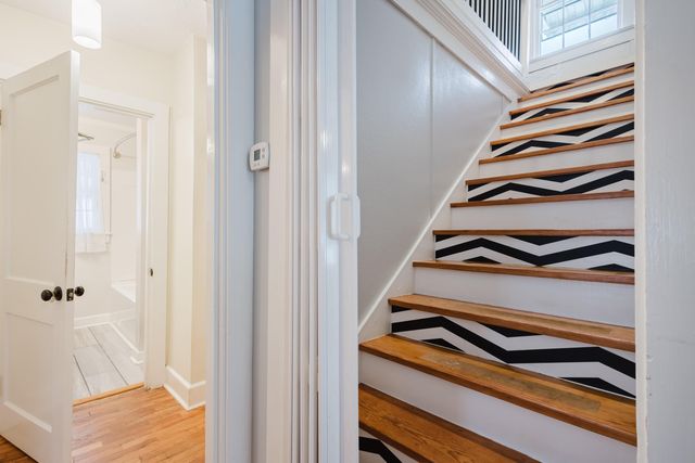 916 Meadow Lane, Lexington, KY 40505