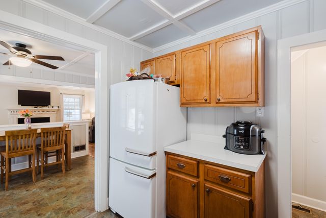 916 Meadow Lane, Lexington, KY 40505