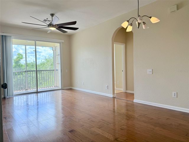 3190 DANTE DRIVE 301, Orlando, FL 32835