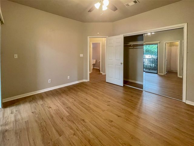 310 Pat Garrison ST 8, San Marcos, TX 78666