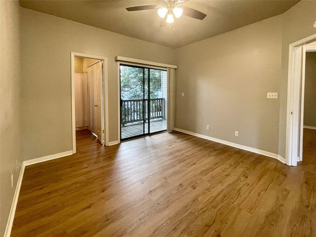 310 Pat Garrison ST 8, San Marcos, TX 78666