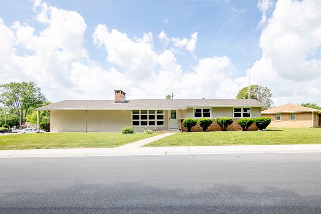 1256 Marla Terrace, Bradley, IL 60915