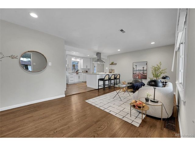 2884 S Harrison St, Denver, CO 80210