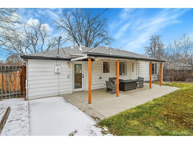 2884 S Harrison St, Denver, CO 80210