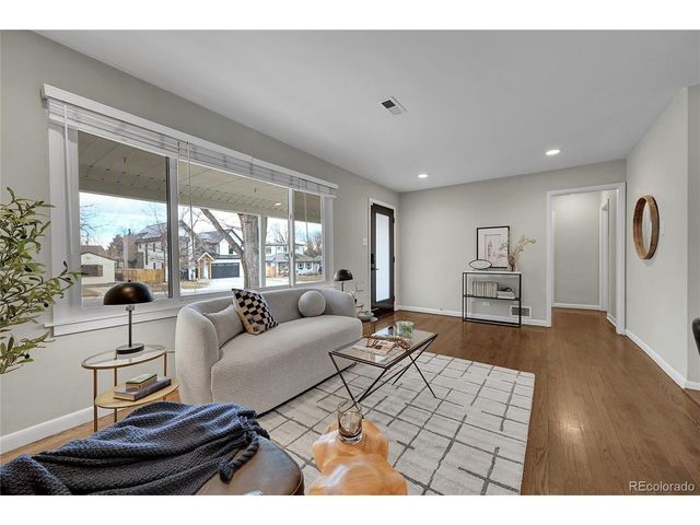 2884 S Harrison St, Denver, CO 80210