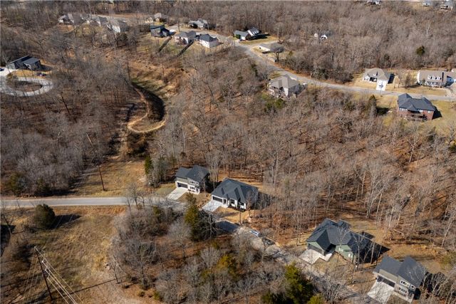 29 Annabell Lane, Bella Vista, AR 72715