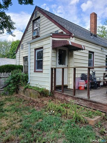 11 Cardinal Place, Stratford, CT 06614