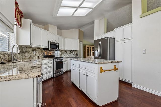 1601 Ailanthus, Hemet, CA 92545