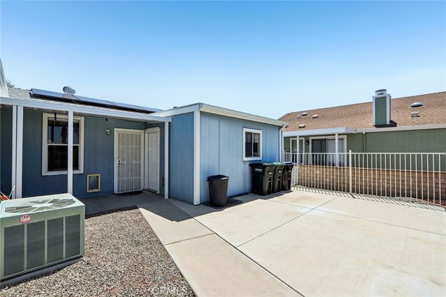 1601 Ailanthus, Hemet, CA 92545