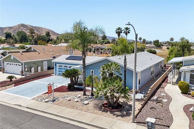 1601 Ailanthus, Hemet, CA 92545