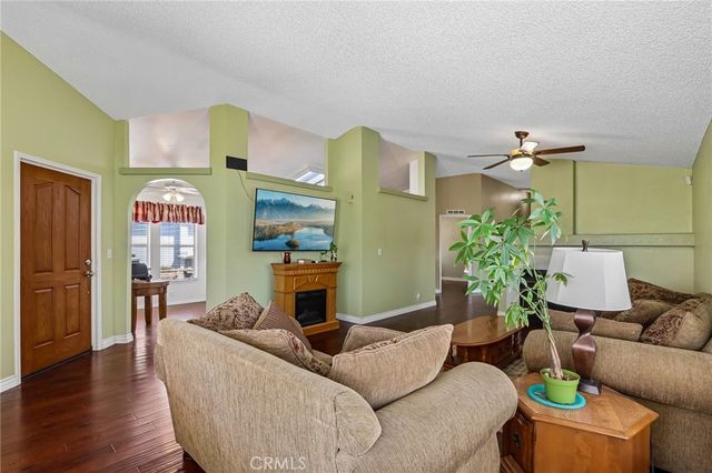1601 Ailanthus, Hemet, CA 92545