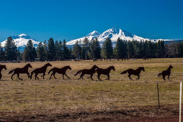 67134 Central Street, Bend, OR 97703