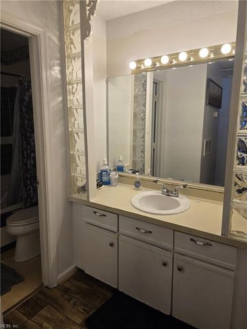 149 Cape Dorey DR, Hampton, VA 23666