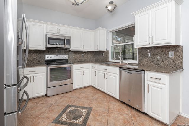 2658 Chestnut Bend, San Antonio, TX 78232