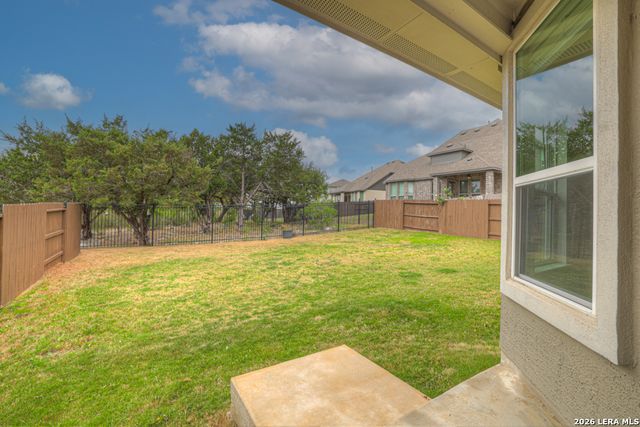 1433 Escarpment, New Braunfels, TX 78132