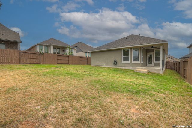 1433 Escarpment, New Braunfels, TX 78132