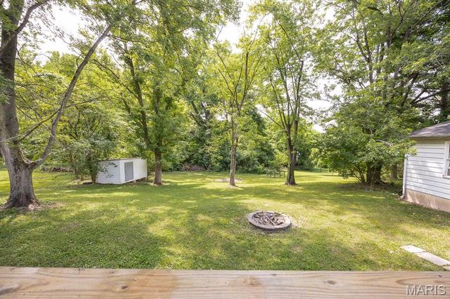 36 Athlone Drive, Caseyville, IL 62232