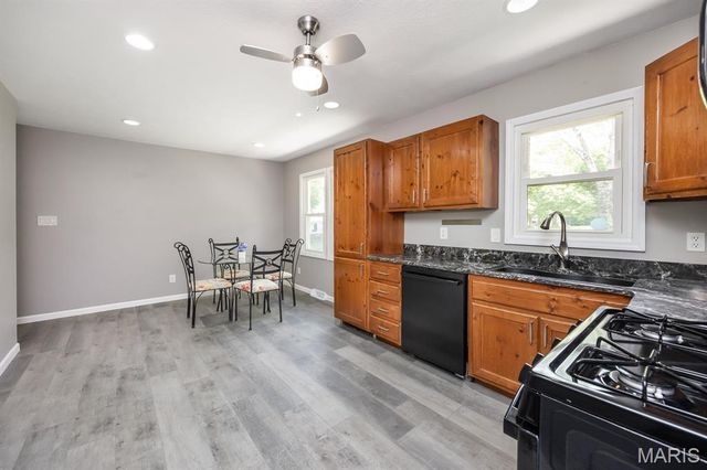 36 Athlone Drive, Caseyville, IL 62232