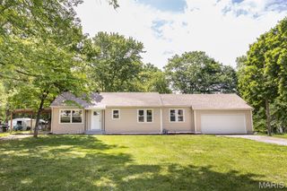 36 Athlone Drive, Caseyville, IL 62232