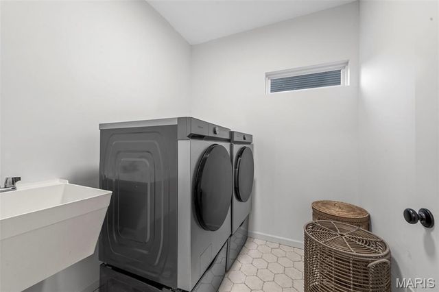 512 Copper Stone Drive, Wentzville, MO 63385