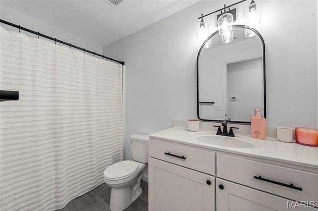 512 Copper Stone Drive, Wentzville, MO 63385