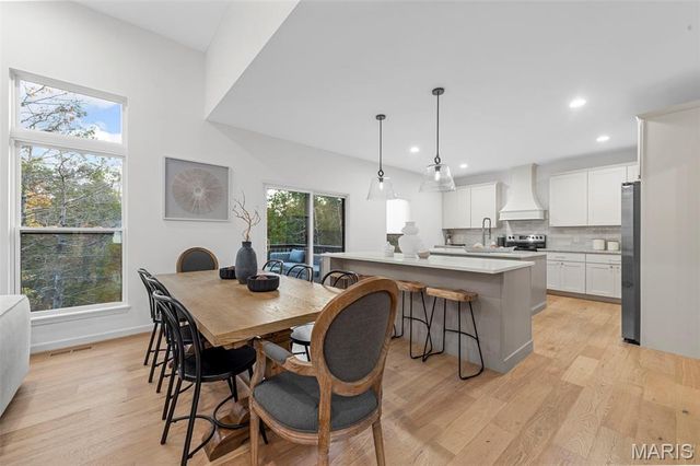 512 Copper Stone Drive, Wentzville, MO 63385