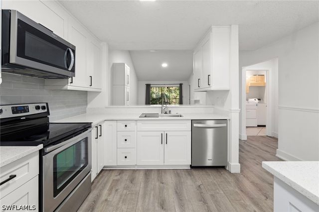 3451 County Barn RD 203, Naples, FL 34112
